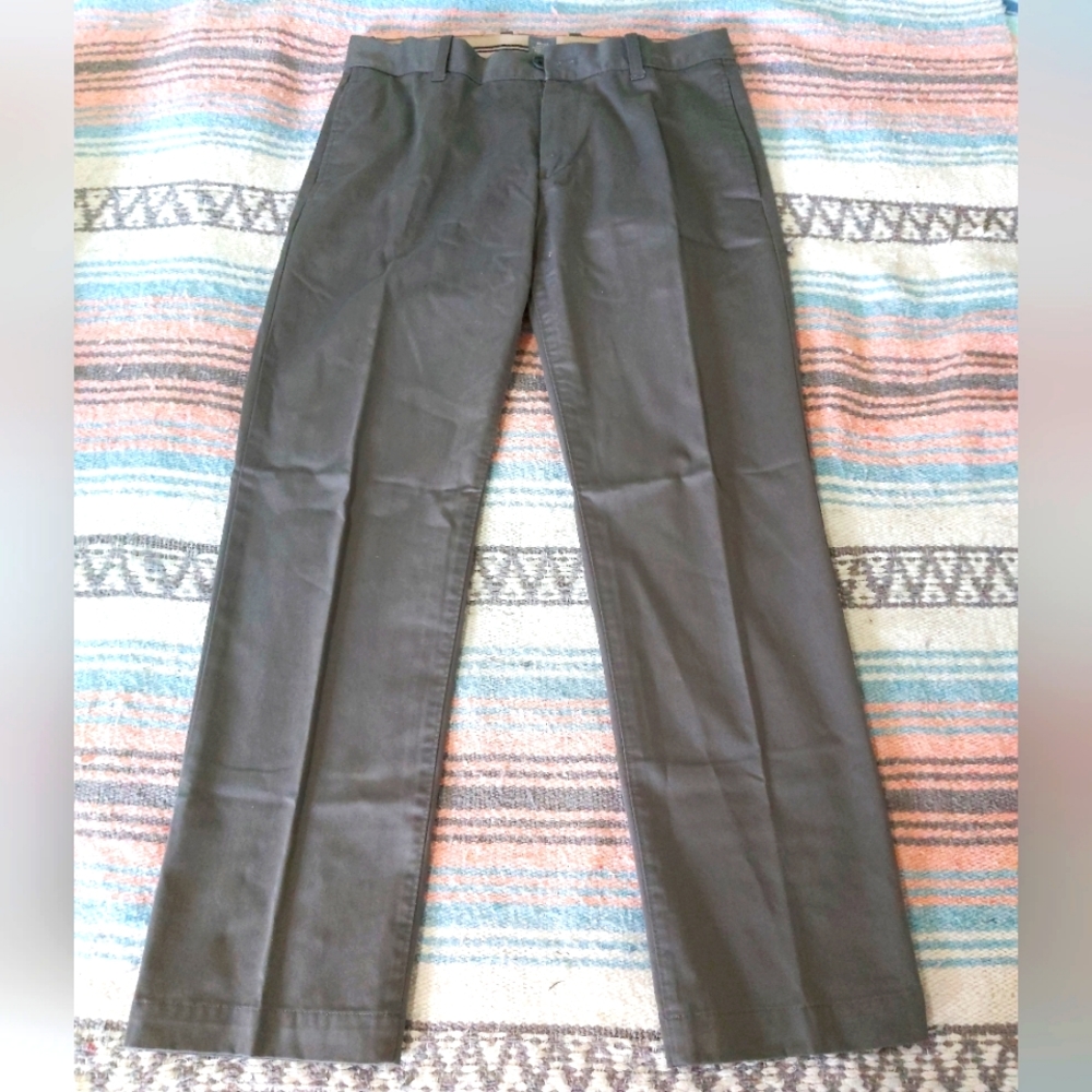 Men's GAP Khakis